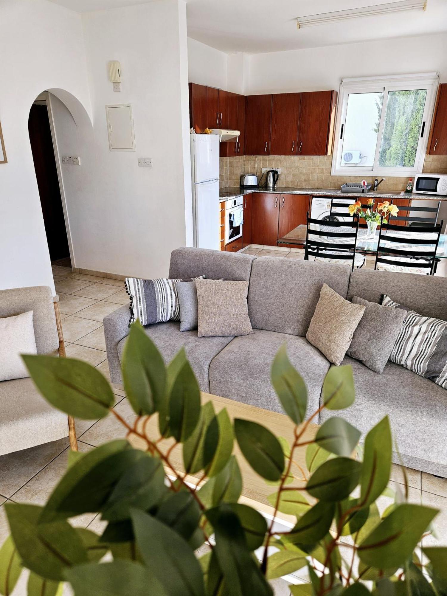 The Brightstay Paphos, 2 Bed Apt, Paphos Riviera, Universal 외부 사진